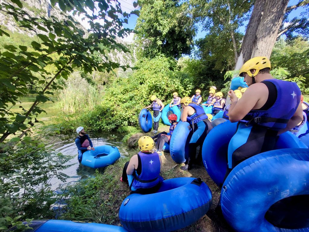 Rivertubing Kroatië Actief Hostel 8